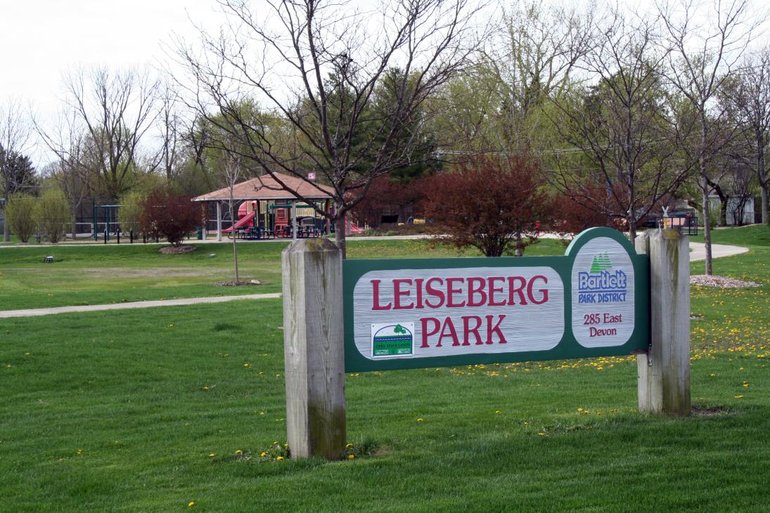 Leiseberg Park sign 2017